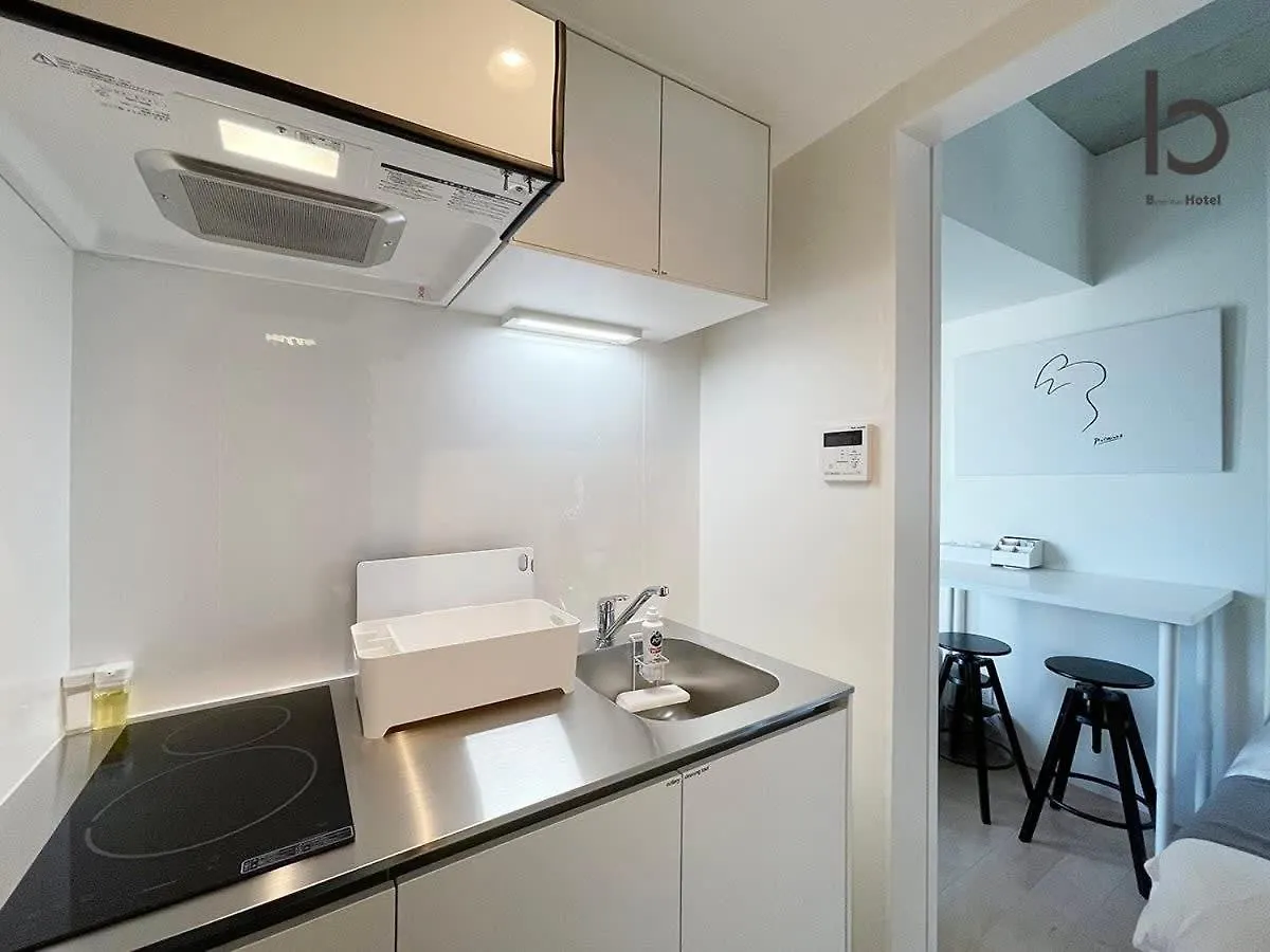 Bhotel Nekoyard - Modern Beautiful Studio, Walk To Peace Park & Shops Hiroshima